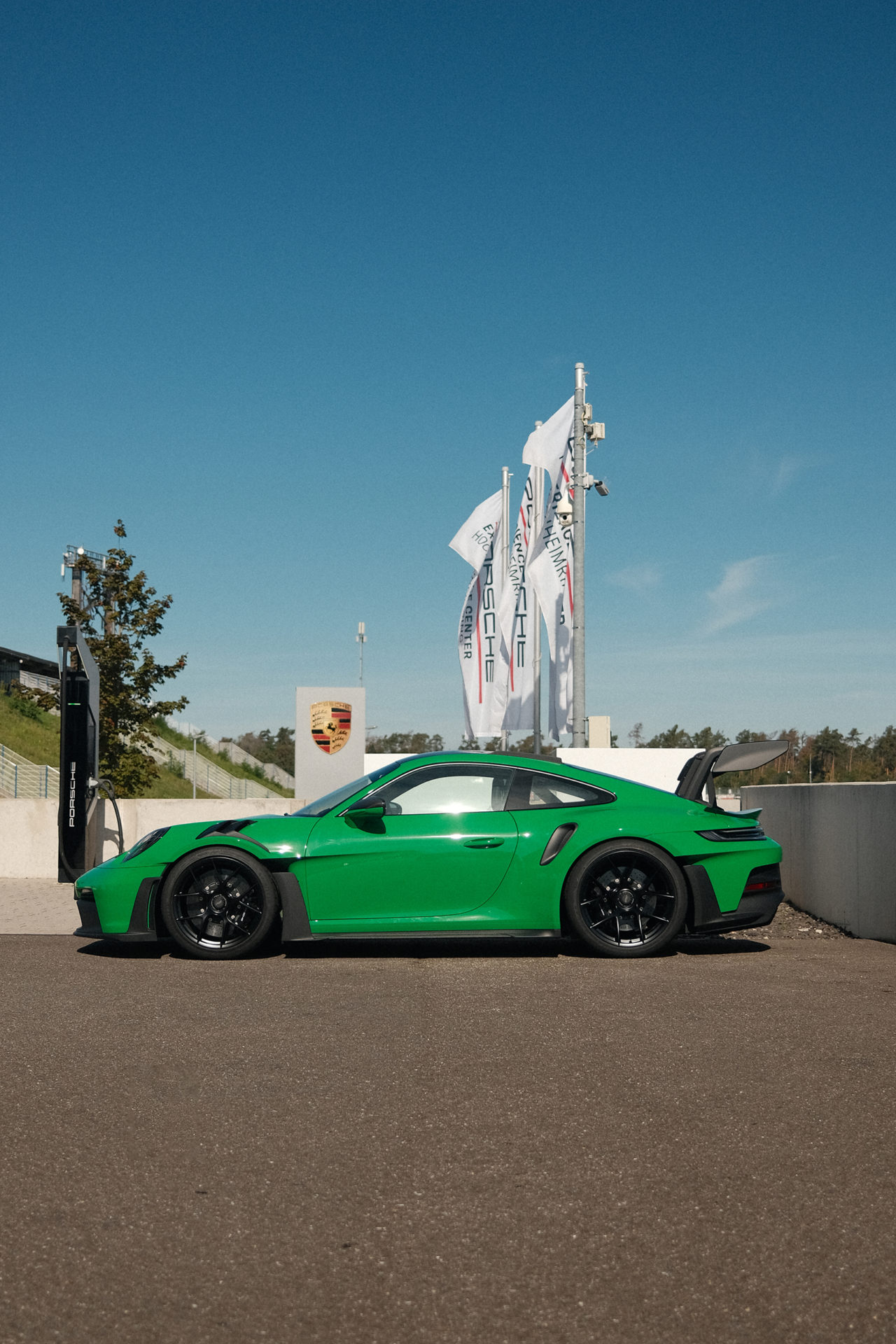 green porsche gt3rs